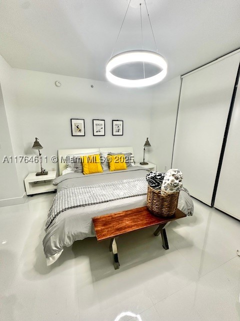 92 SW 3rd St #1410, Miami FL 33130