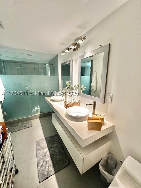 92 SW 3rd St #1410, Miami FL 33130