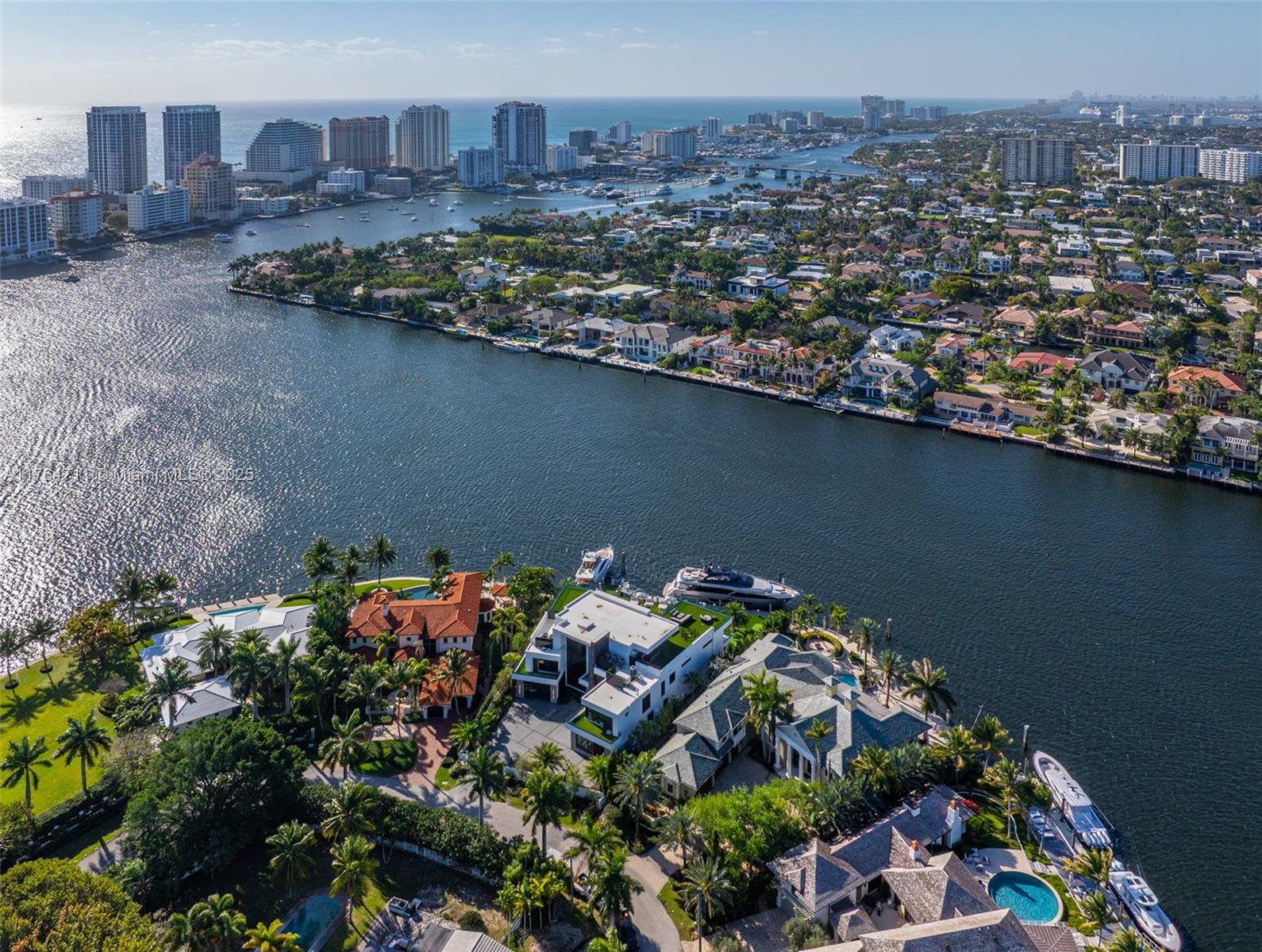501 Middle River Dr, Fort Lauderdale FL 33304