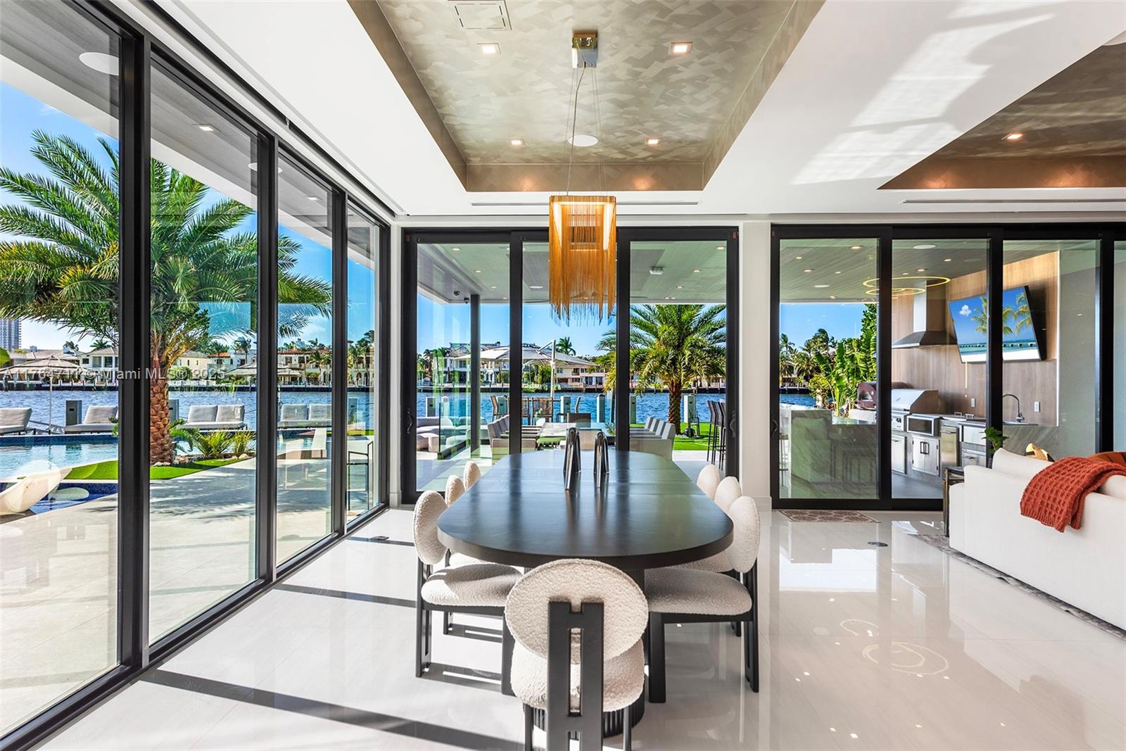 501 Middle River Dr, Fort Lauderdale FL 33304