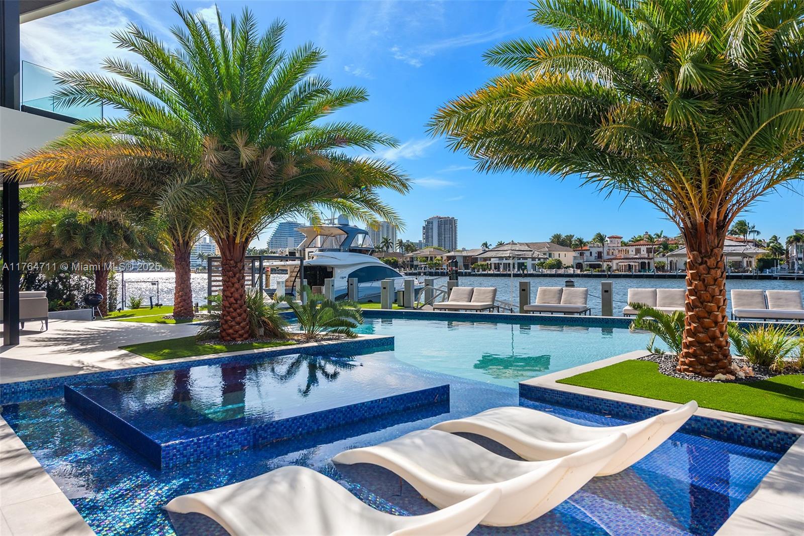 501 Middle River Dr, Fort Lauderdale FL 33304