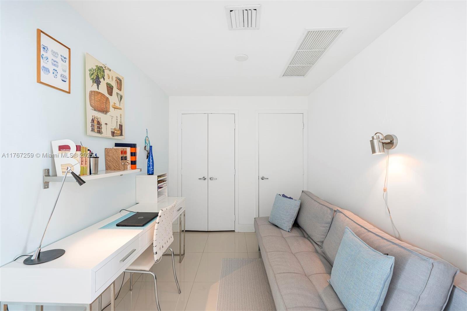 888 Biscayne Blvd #4306, Miami FL 33132