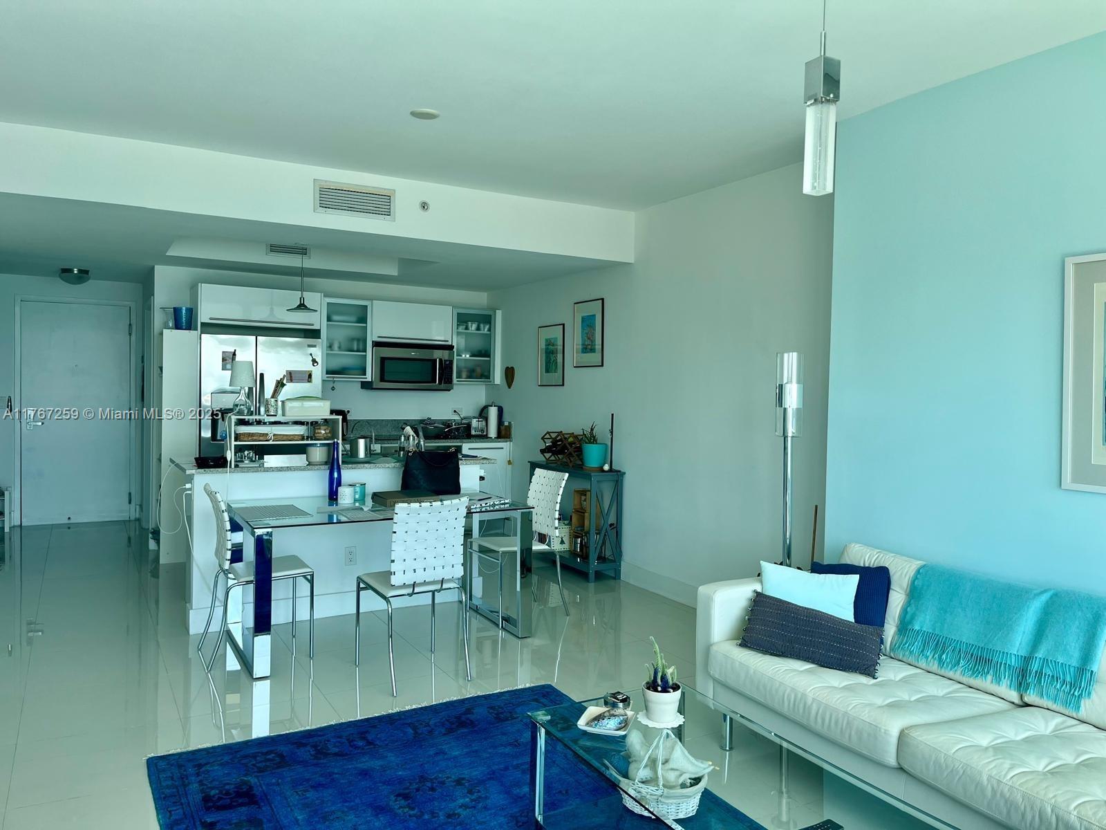 888 Biscayne Blvd #4306, Miami FL 33132