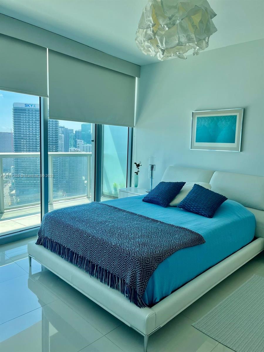 888 Biscayne Blvd #4306, Miami FL 33132