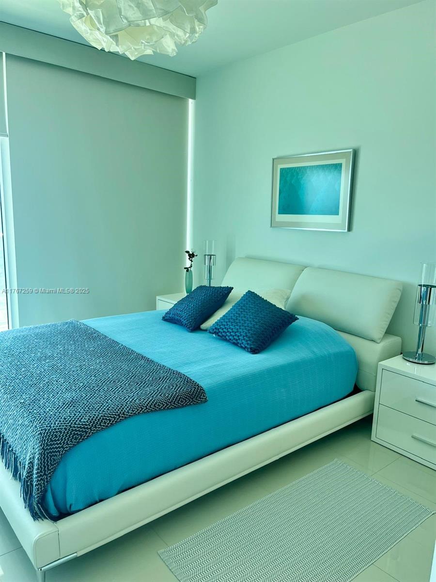 888 Biscayne Blvd #4306, Miami FL 33132