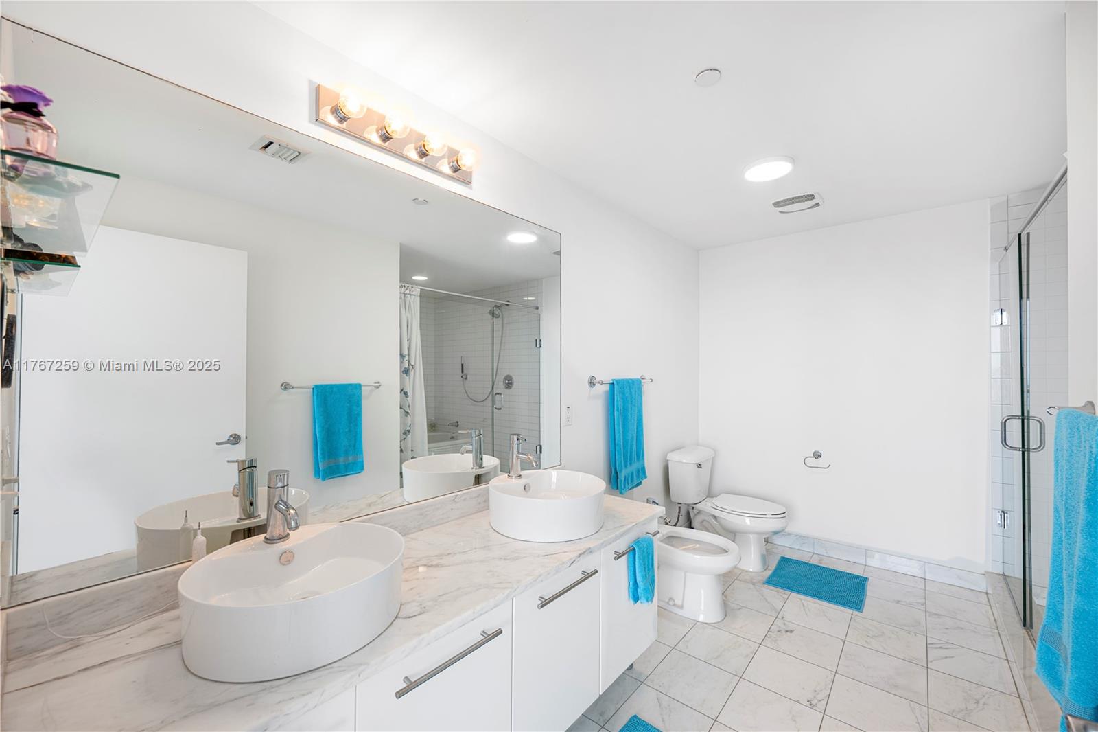 888 Biscayne Blvd #4306, Miami FL 33132
