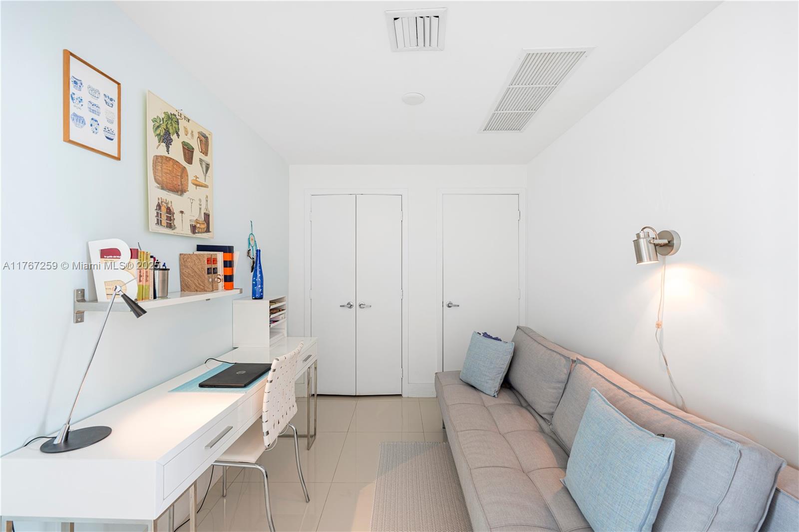 888 Biscayne Blvd #4306, Miami FL 33132