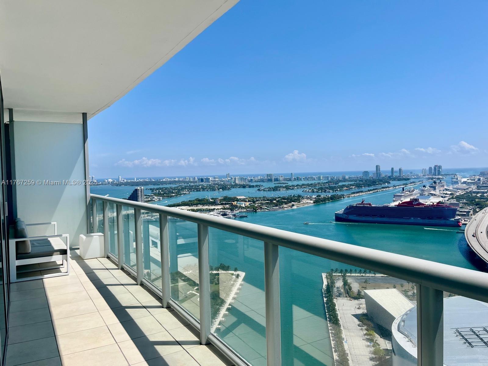 888 Biscayne Blvd #4306, Miami FL 33132