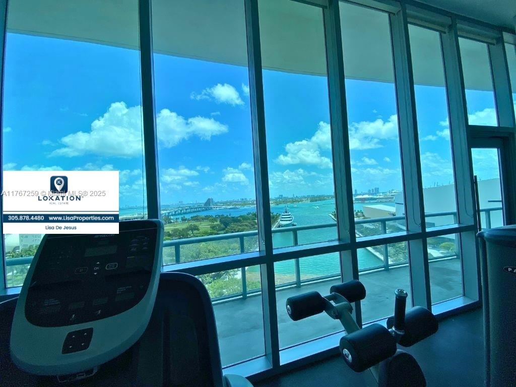 888 Biscayne Blvd #4306, Miami FL 33132