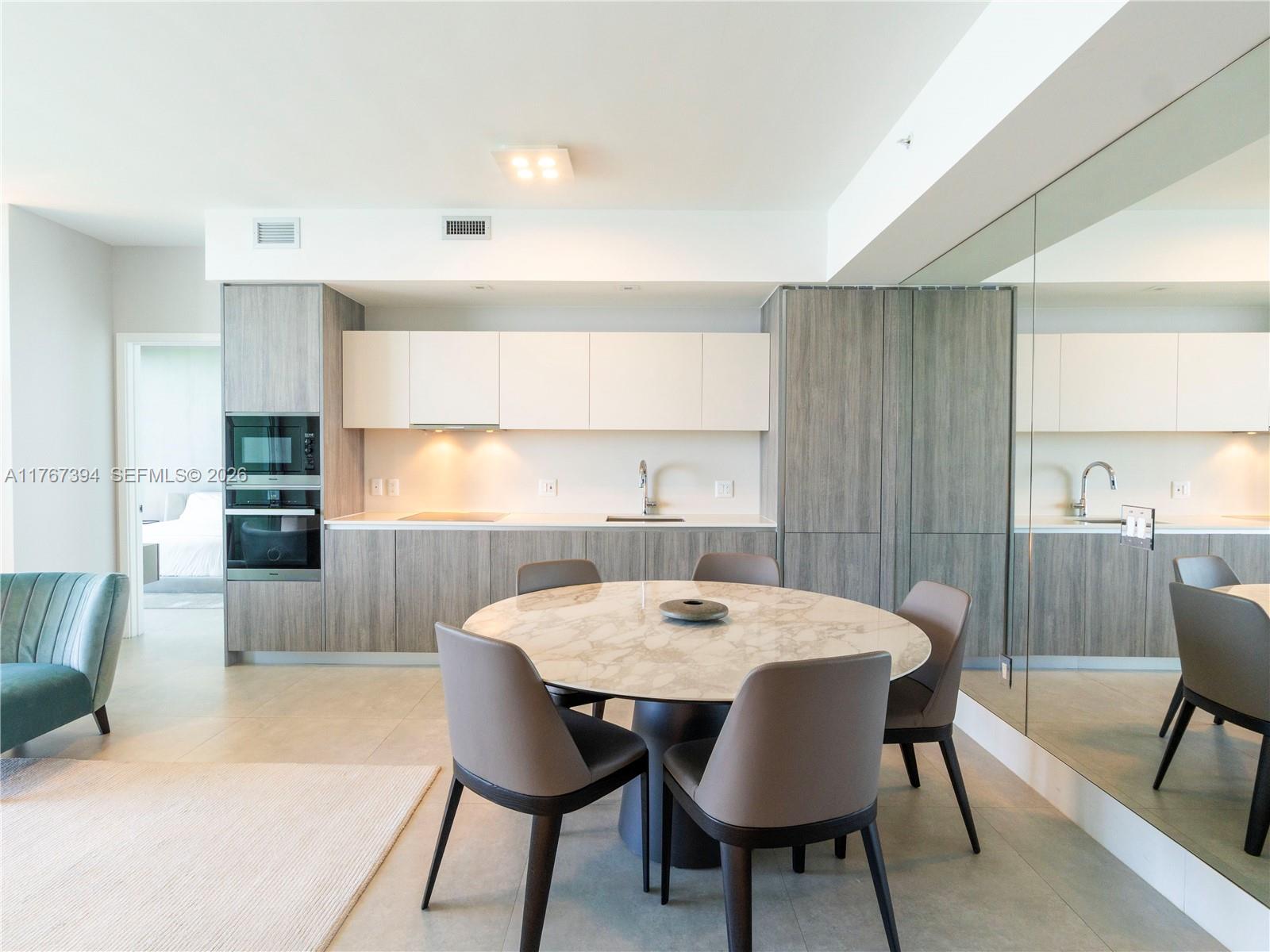 2900 NE 7th Ave #3904, Miami FL 33137