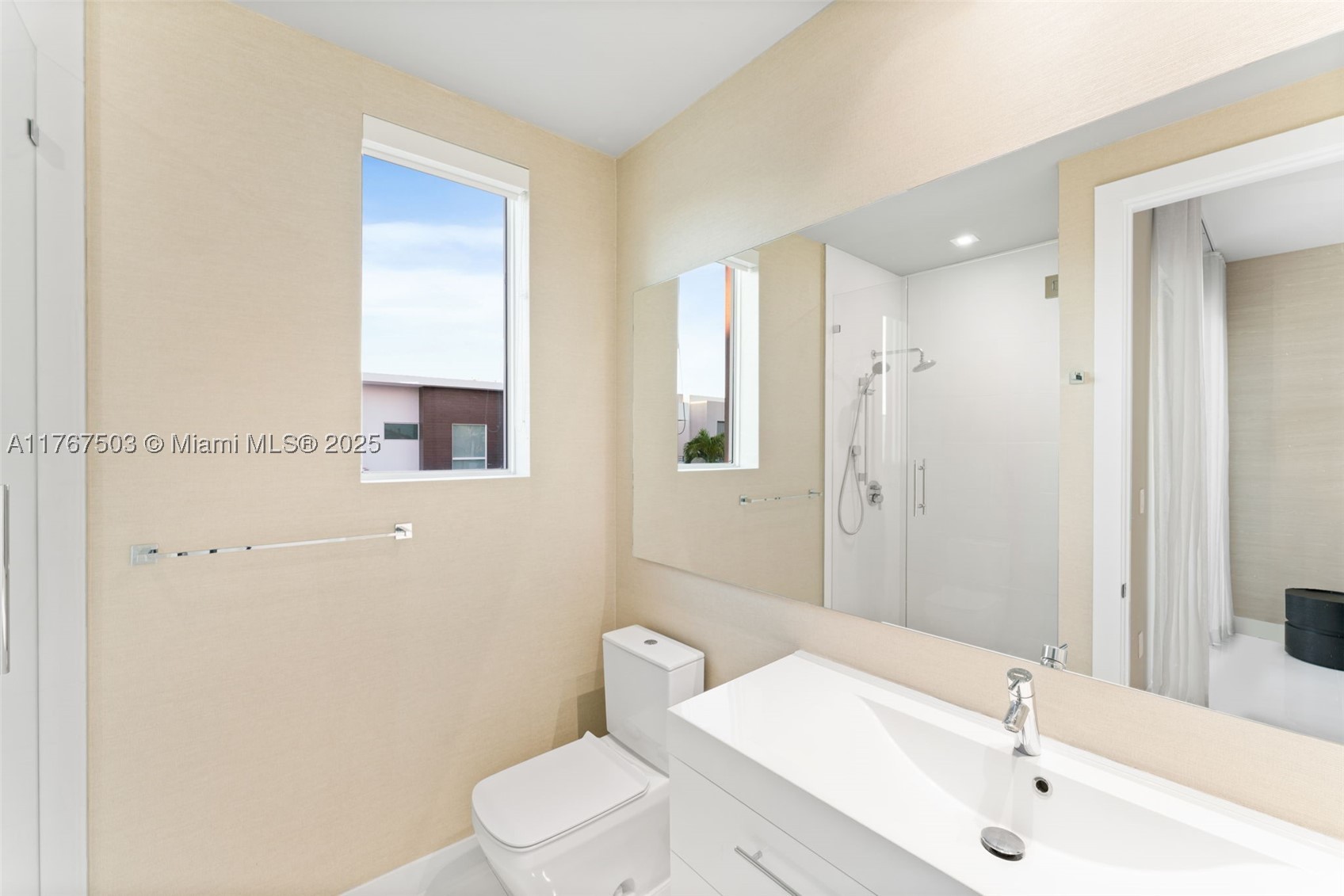 10561 NW 67th Ter #10561, Doral FL 33178