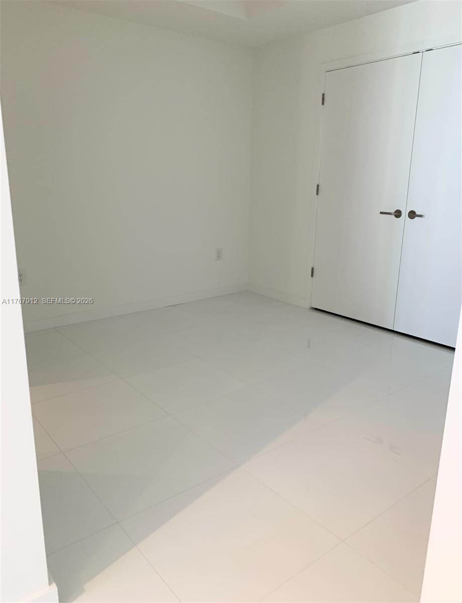 851 NE 1st Ave #3905, Miami FL 33132