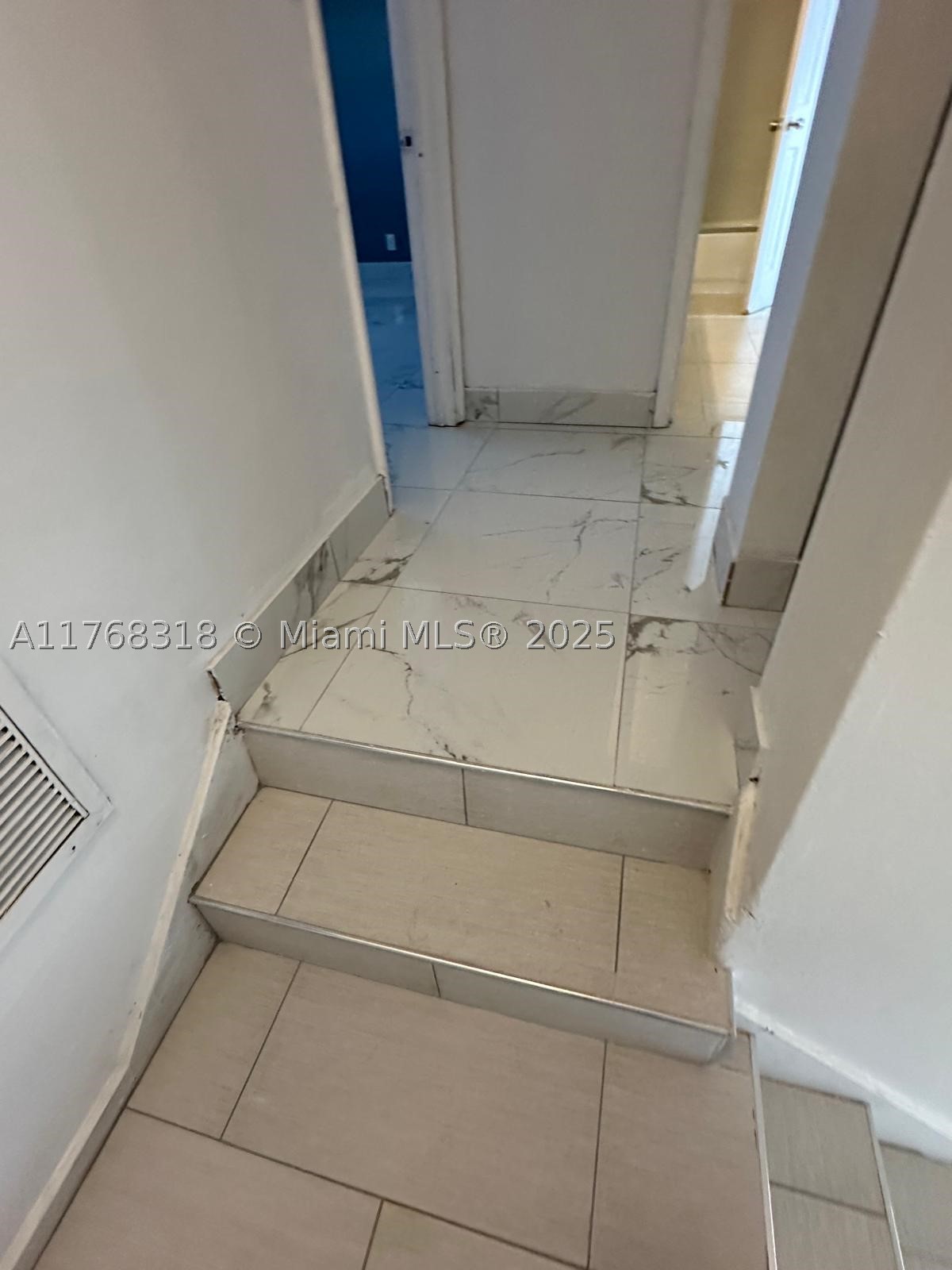 700 SW 80th Ter #0, North Lauderdale FL 33068