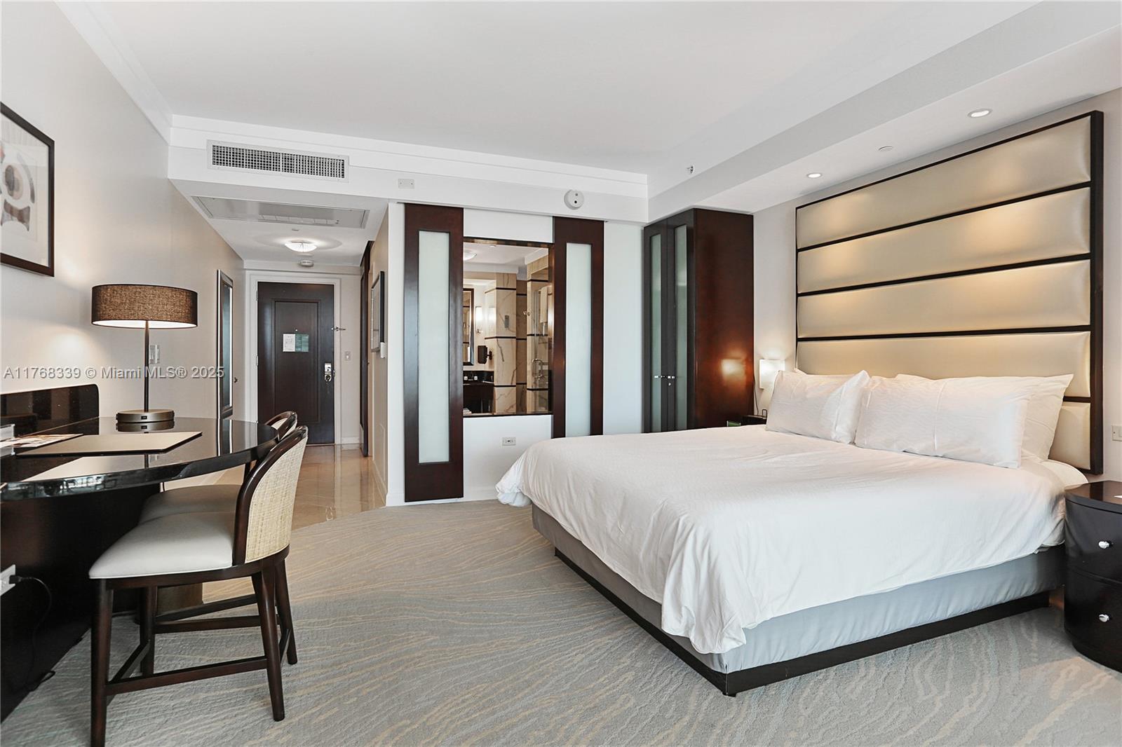 4391 Collins Ave #1415, Miami Beach FL 33140