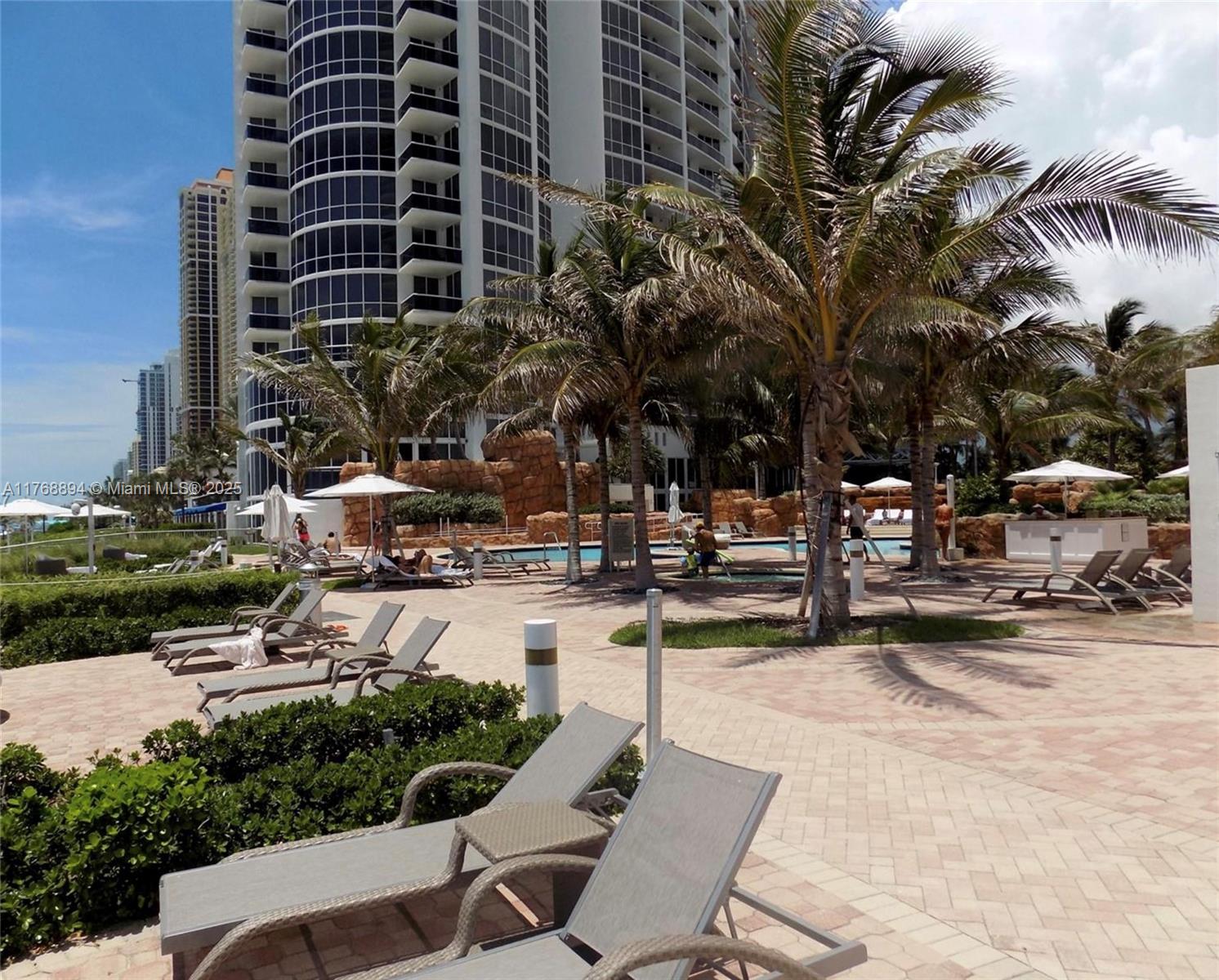 18201 Collins Ave #3906, Sunny Isles Beach FL 33160