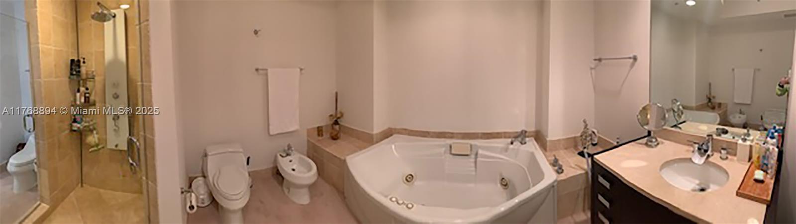 18201 Collins Ave #3906, Sunny Isles Beach FL 33160