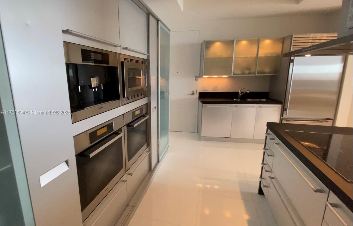 18201 Collins Ave #3906, Sunny Isles Beach FL 33160