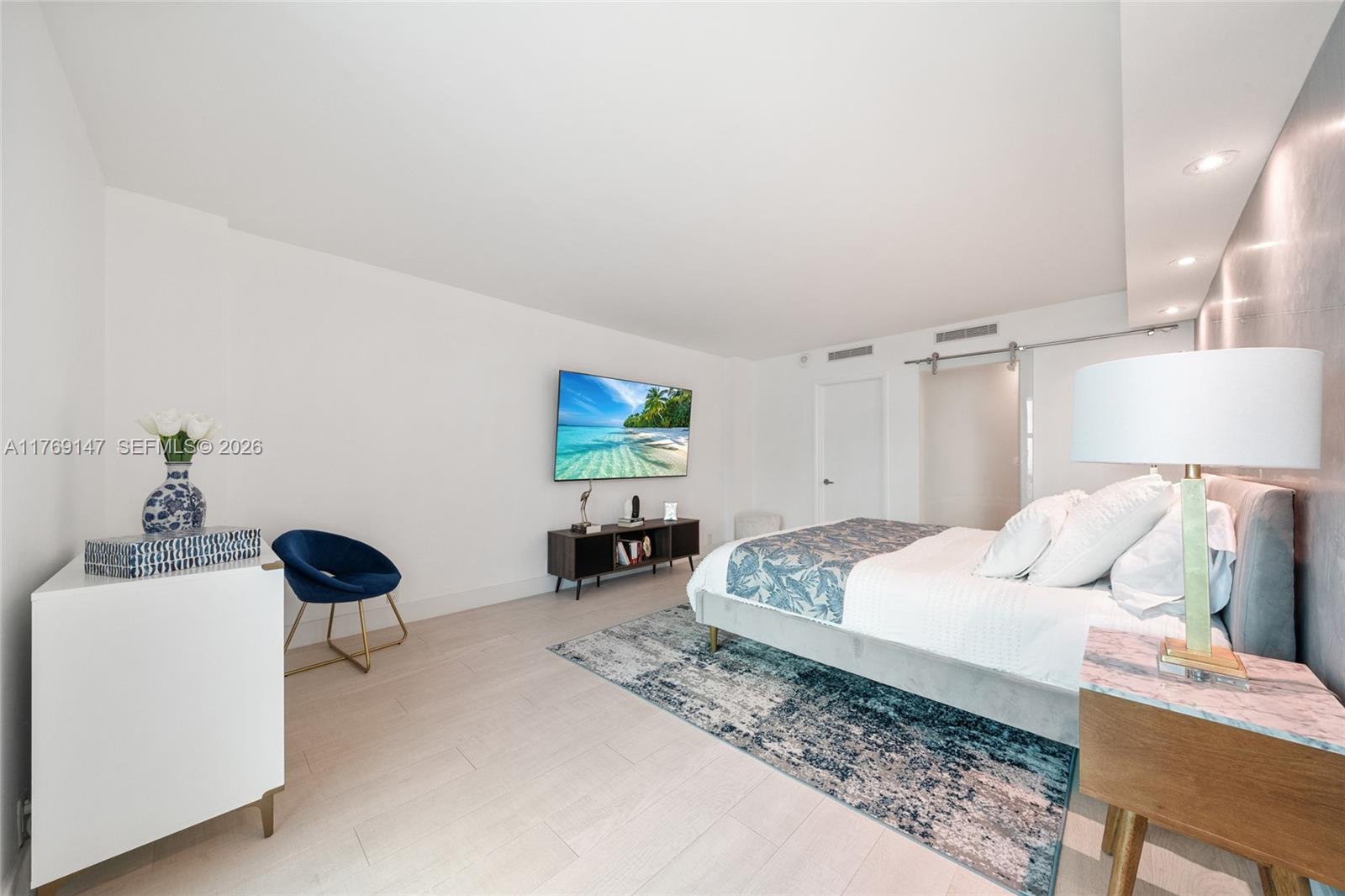 1111 Crandon Blvd #A1105, Key Biscayne FL 33149