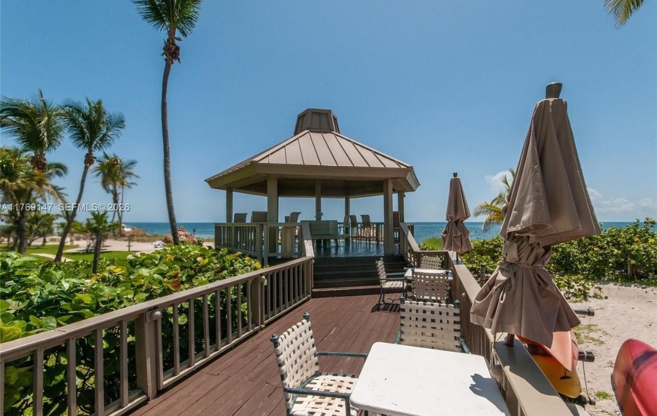 1111 Crandon Blvd #A1105, Key Biscayne FL 33149