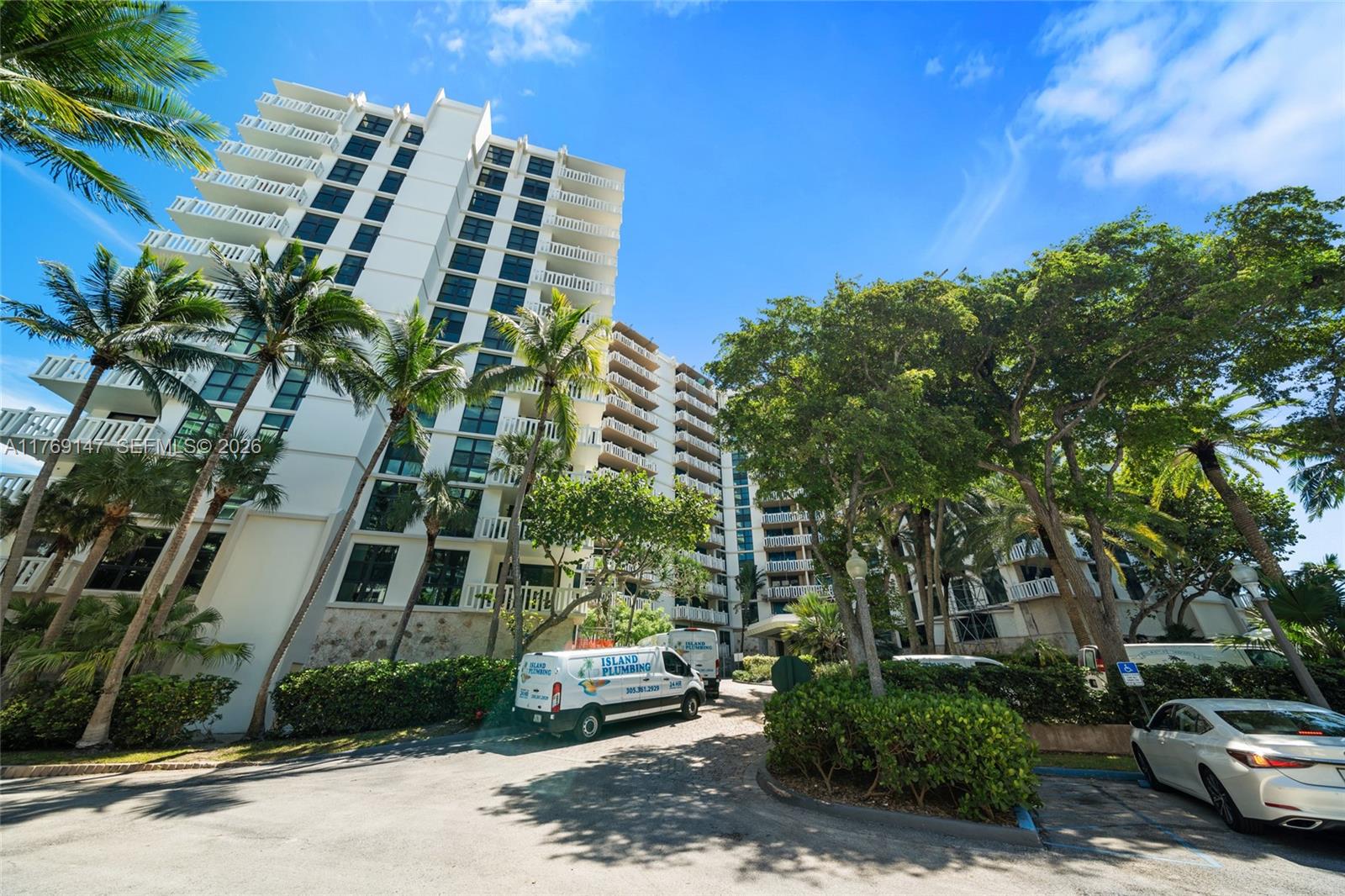 1111 Crandon Blvd #A1105, Key Biscayne FL 33149