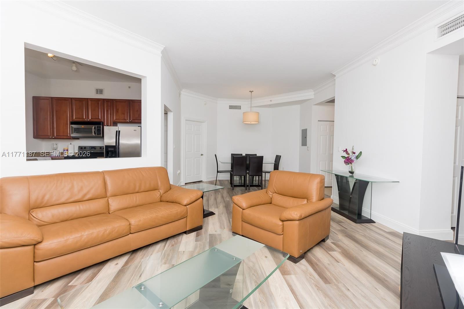 3001 NE 185th St #113, Aventura FL 33180