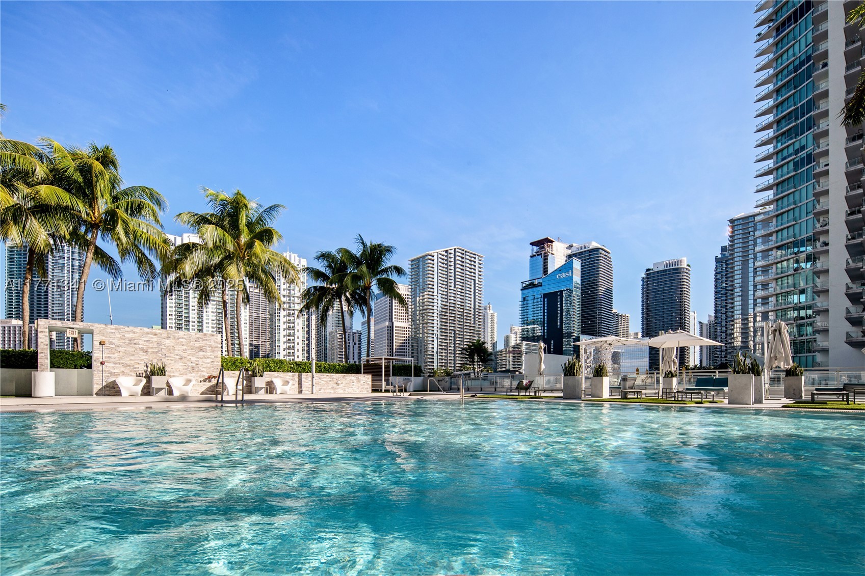 90 SW 3rd St #4103, Miami FL 33130