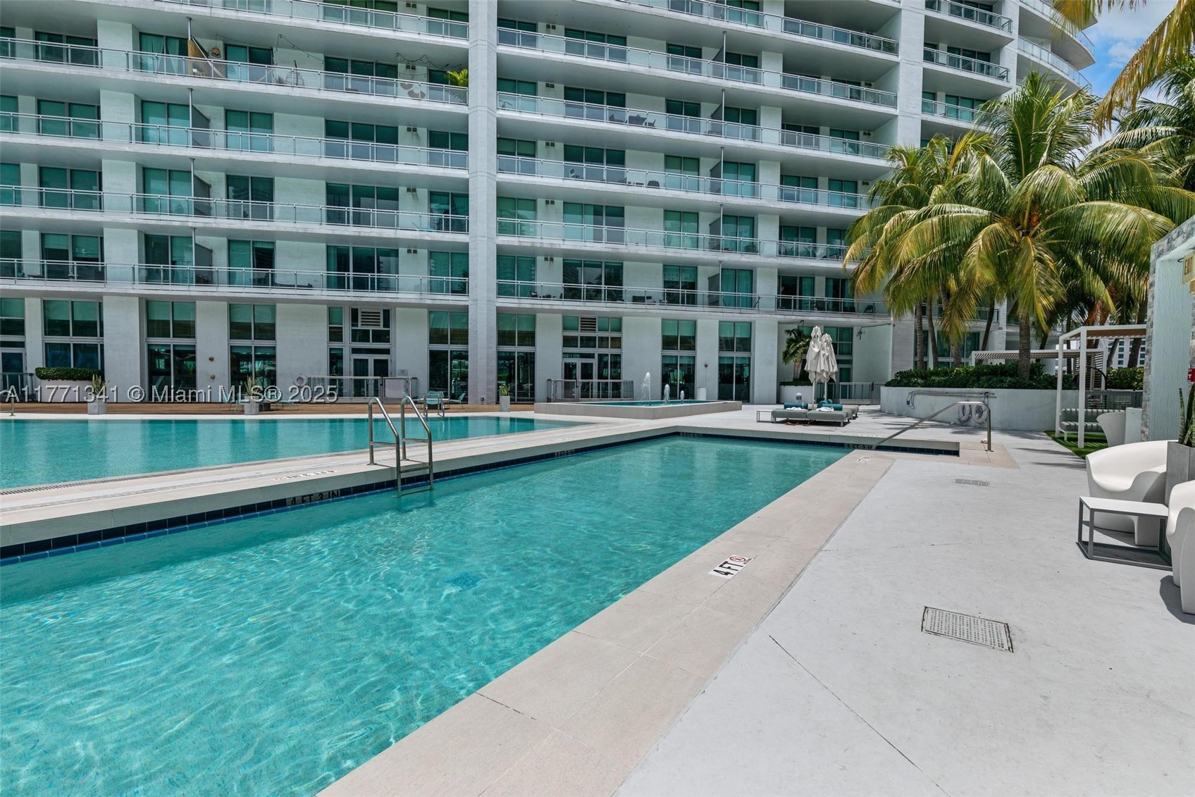 90 SW 3rd St #4103, Miami FL 33130