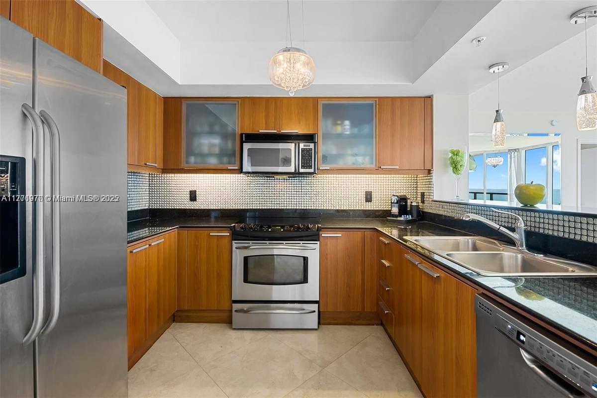 16699 Collins Ave #1607, Sunny Isles Beach FL 33160
