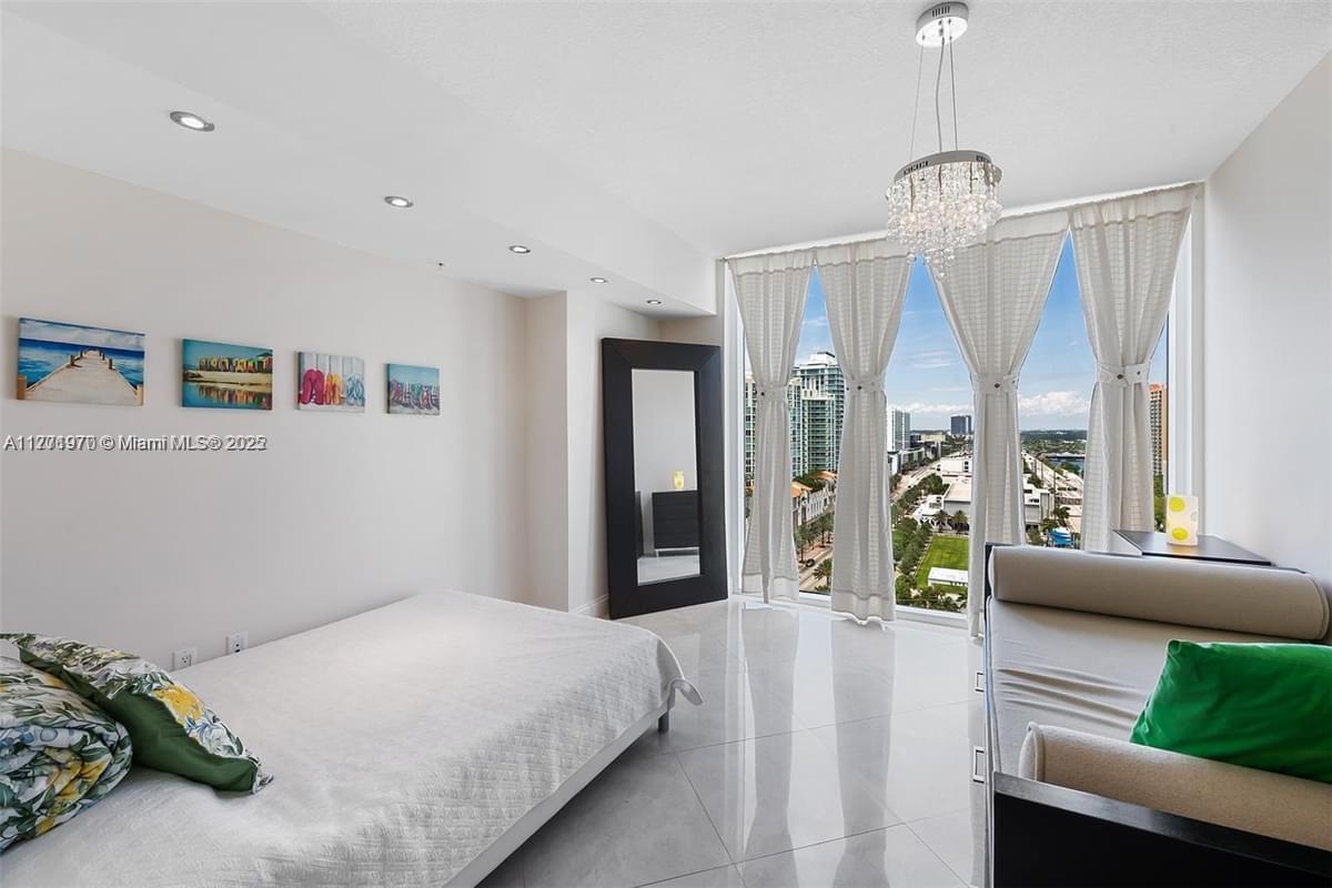 16699 Collins Ave #1607, Sunny Isles Beach FL 33160