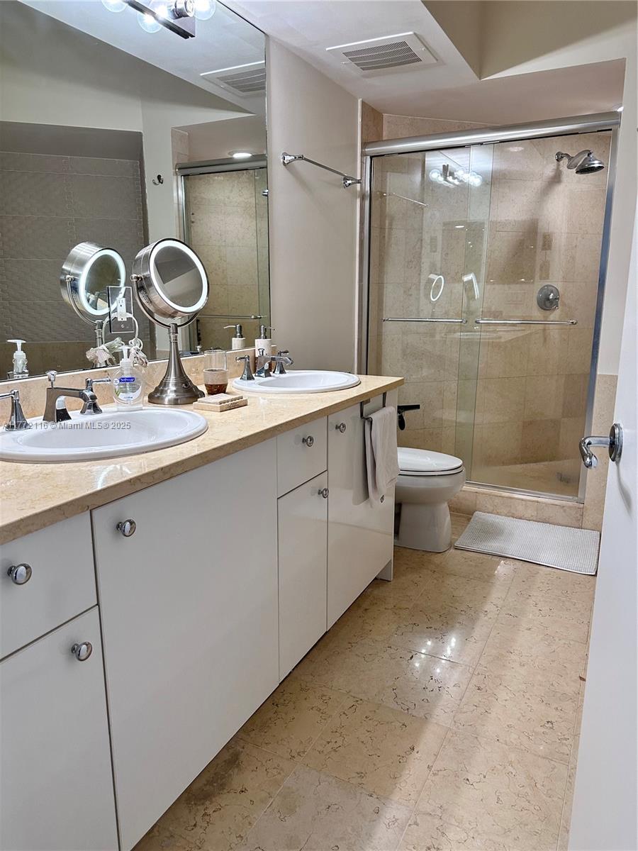 19900 E Country Club Dr #1012, Aventura FL 33180