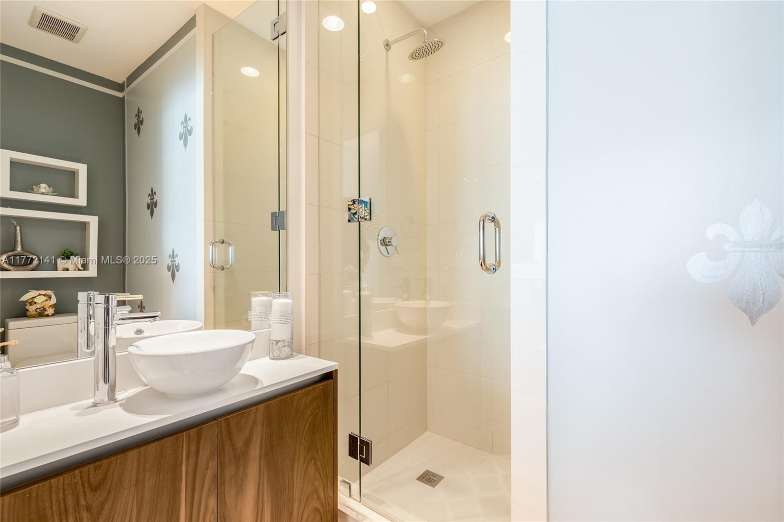 480 NE 31 Street #3104, Miami FL 33137