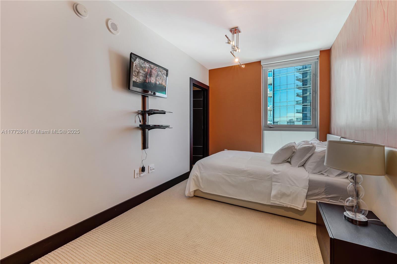 17001 Collins Ave #2508, Sunny Isles Beach FL 33160