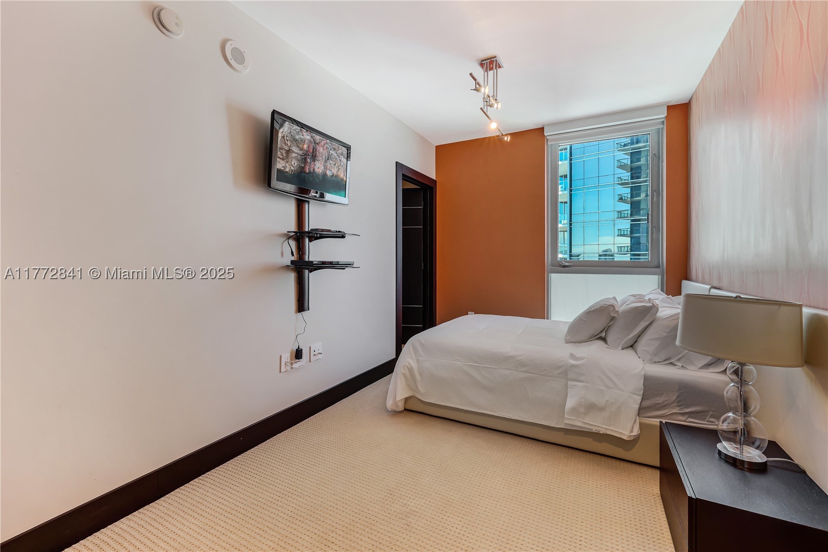 17001 Collins Ave #2508, Sunny Isles Beach FL 33160