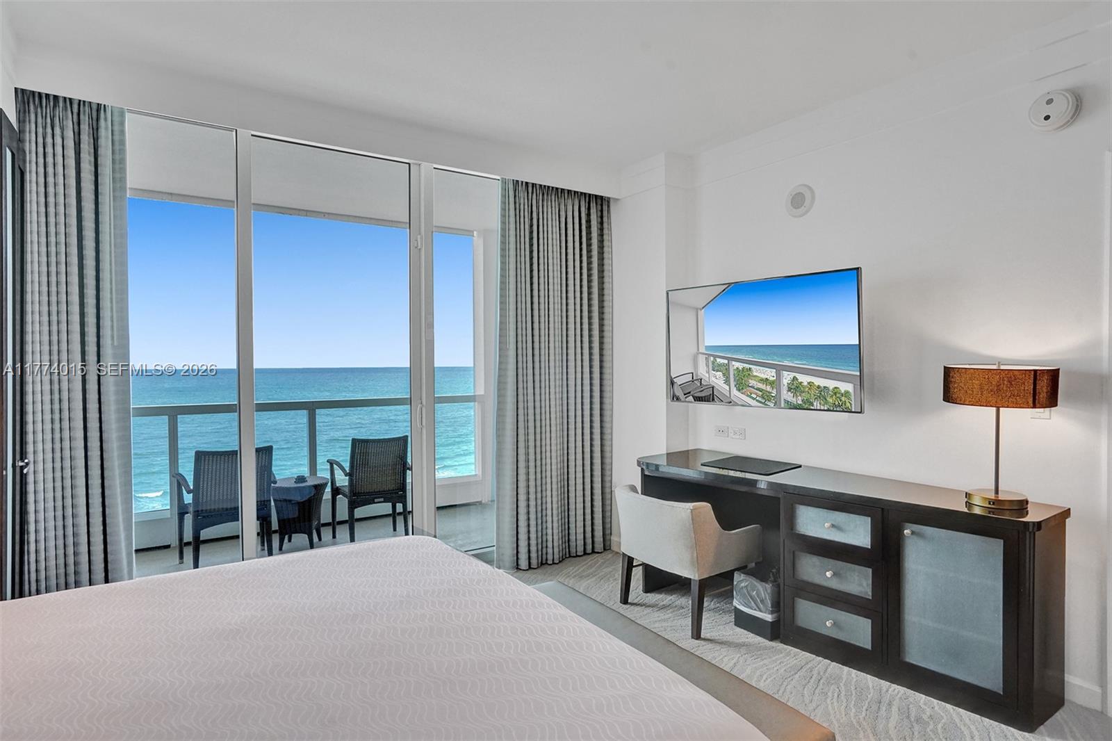 4391 Collins Ave #913/914, Miami Beach FL 33140