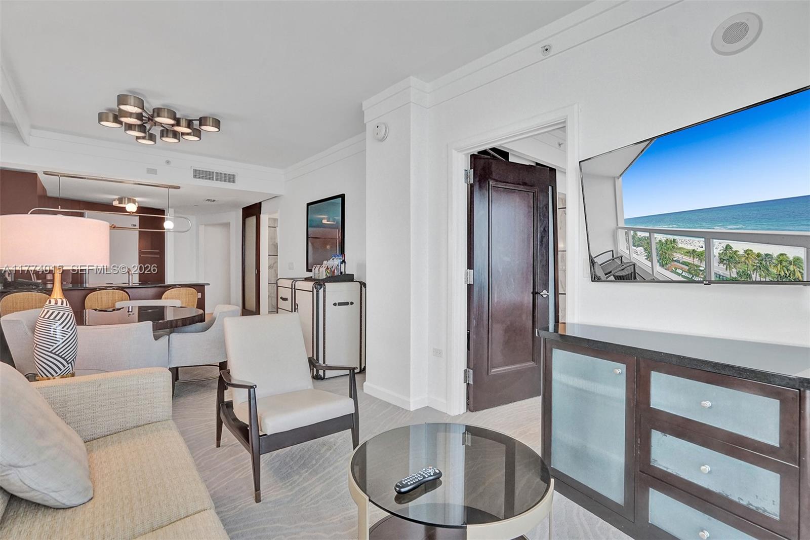 4391 Collins Ave #913/914, Miami Beach FL 33140