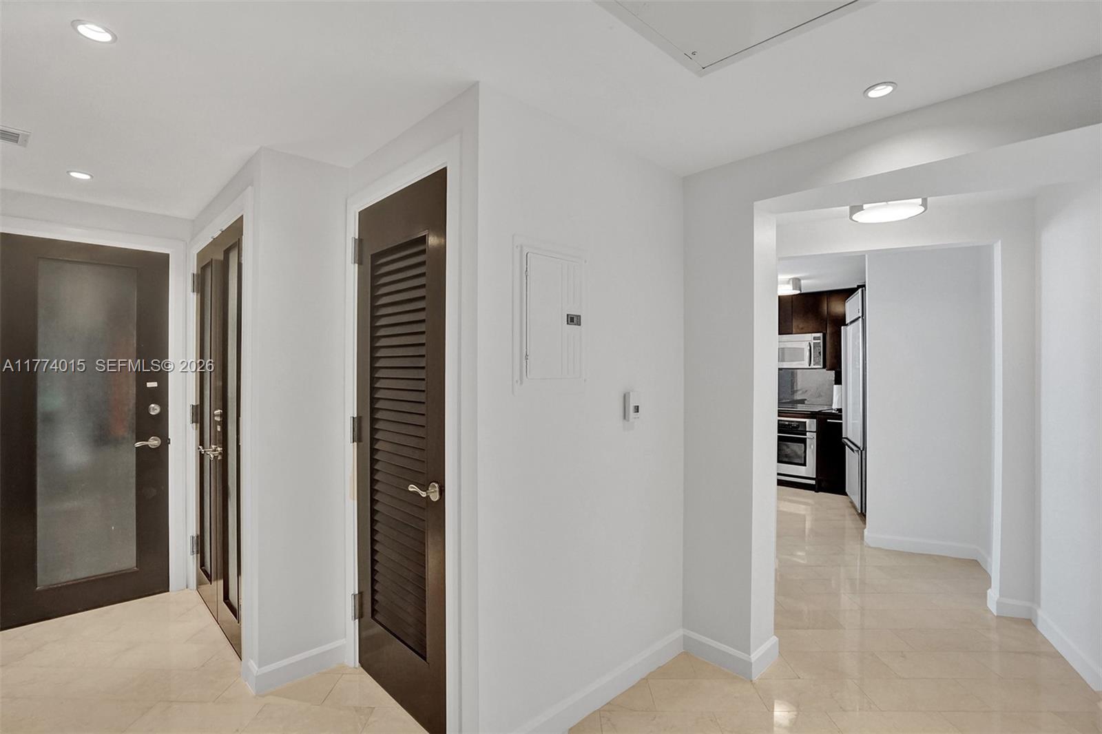 4391 Collins Ave #913/914, Miami Beach FL 33140