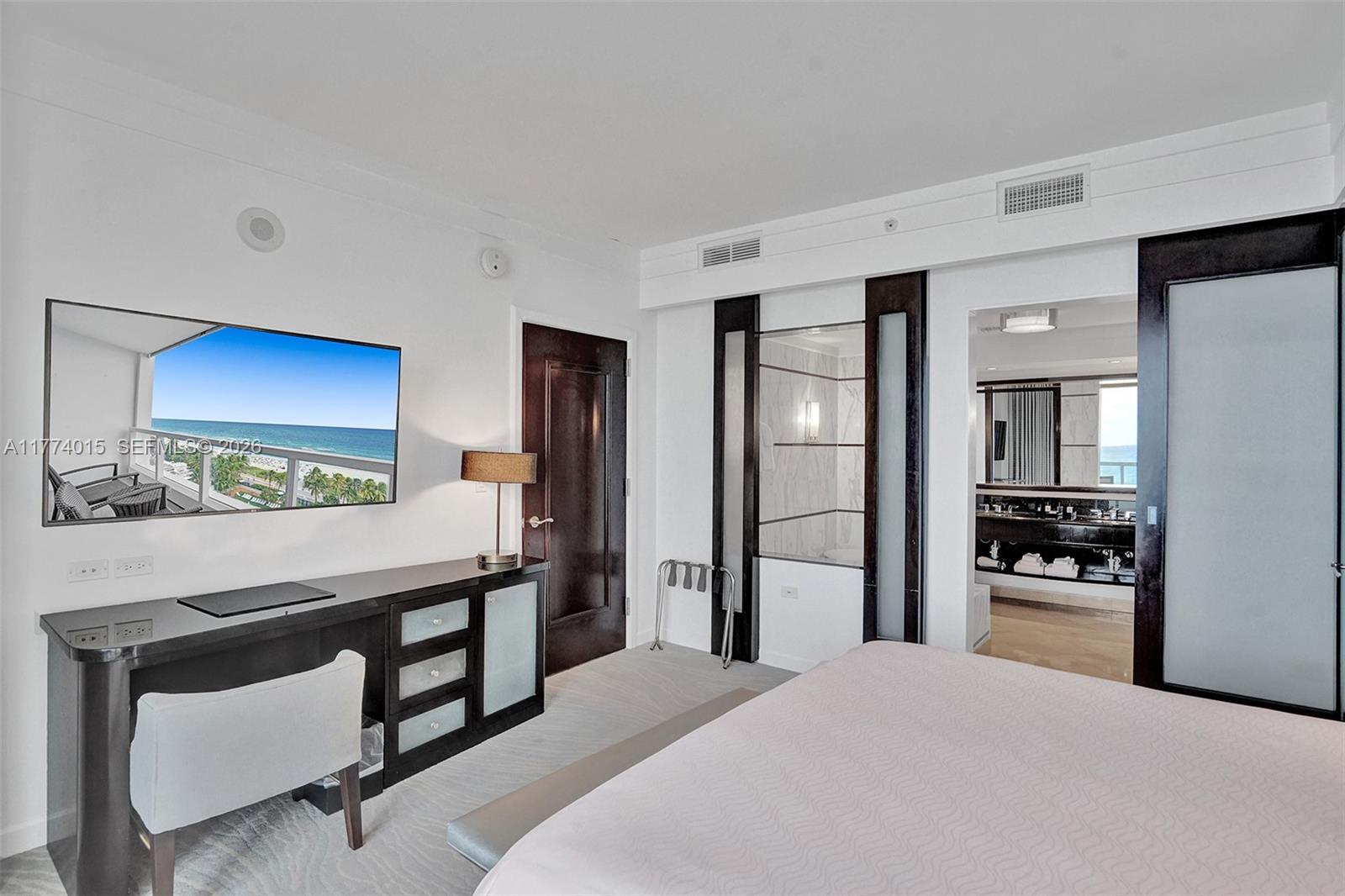 4391 Collins Ave #913/914, Miami Beach FL 33140