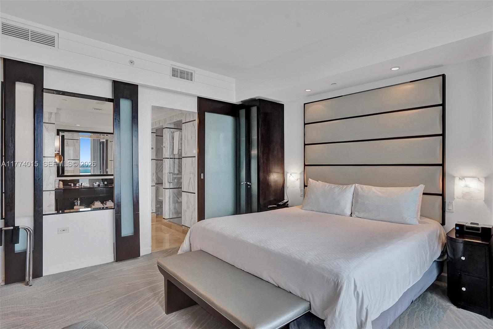 4391 Collins Ave #913/914, Miami Beach FL 33140
