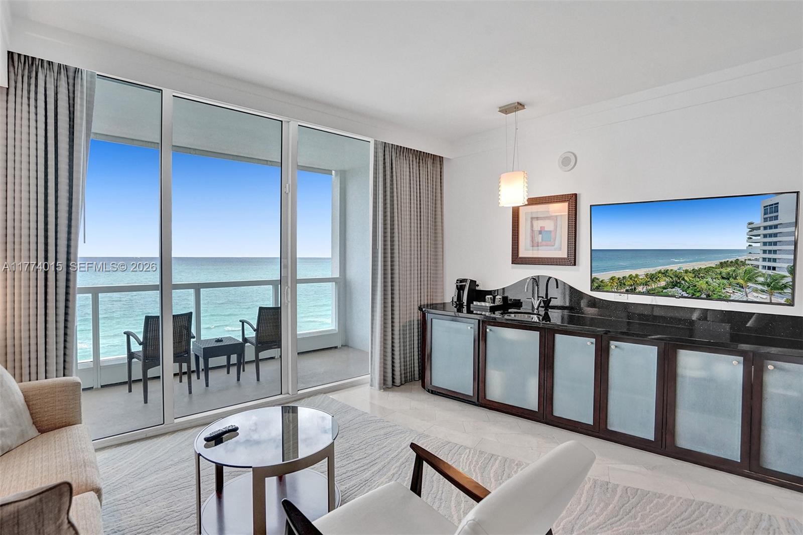4391 Collins Ave #913/914, Miami Beach FL 33140