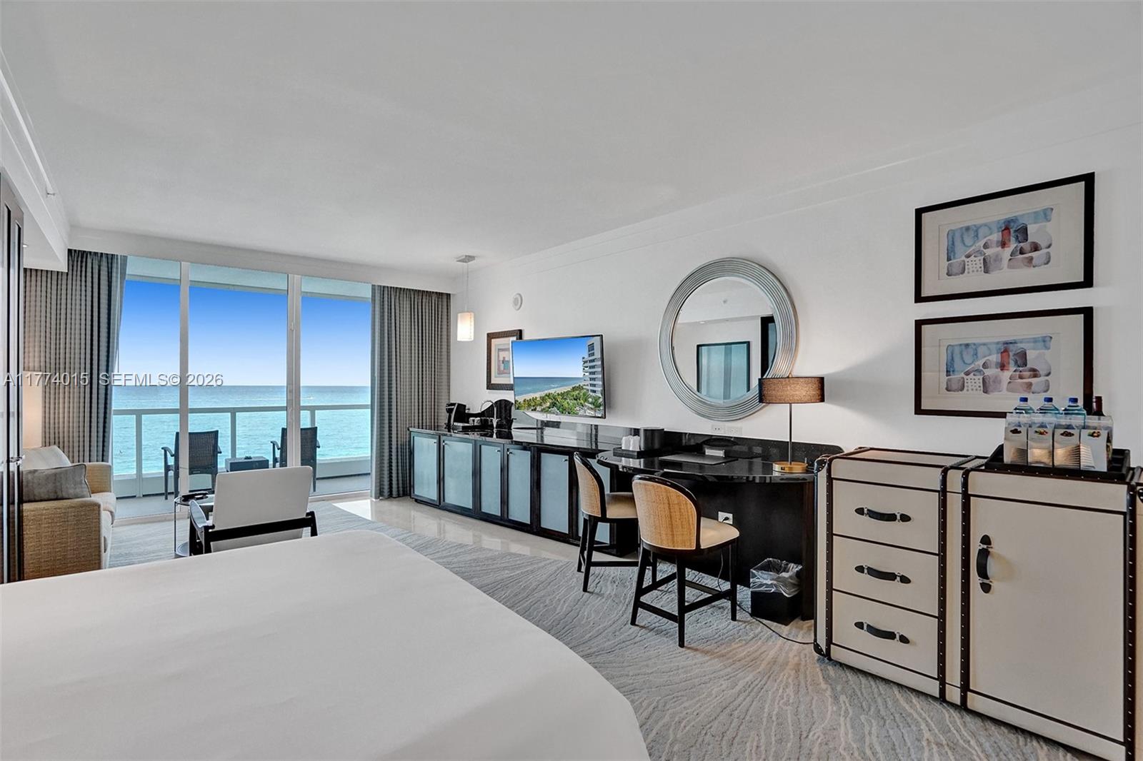4391 Collins Ave #913/914, Miami Beach FL 33140