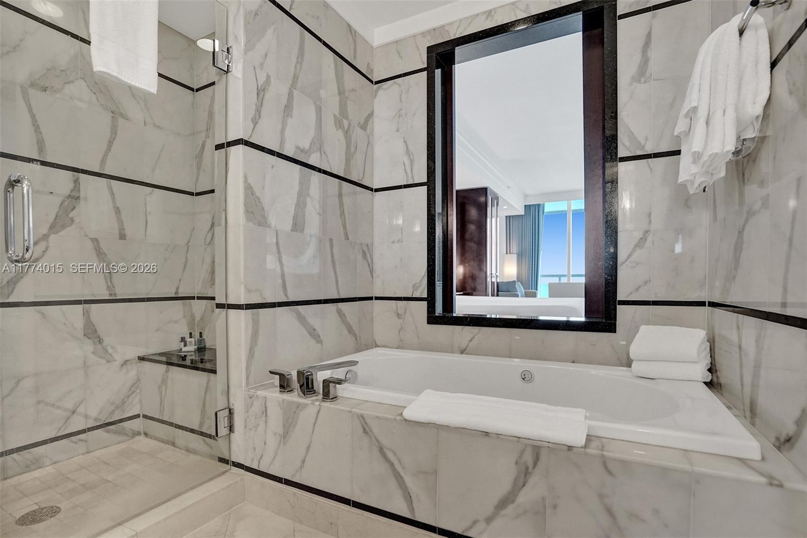 4391 Collins Ave #913/914, Miami Beach FL 33140
