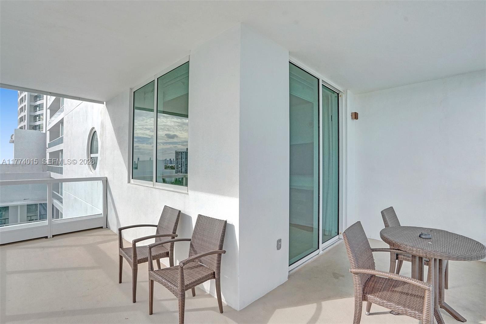 4391 Collins Ave #913/914, Miami Beach FL 33140