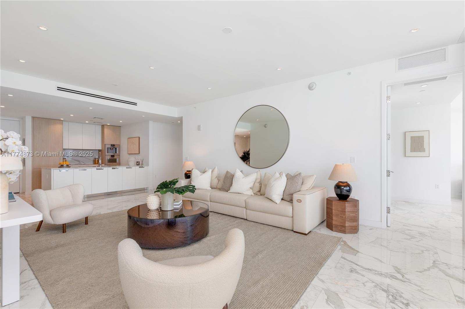 15701 Collins Ave #1004, Sunny Isles Beach FL 33160