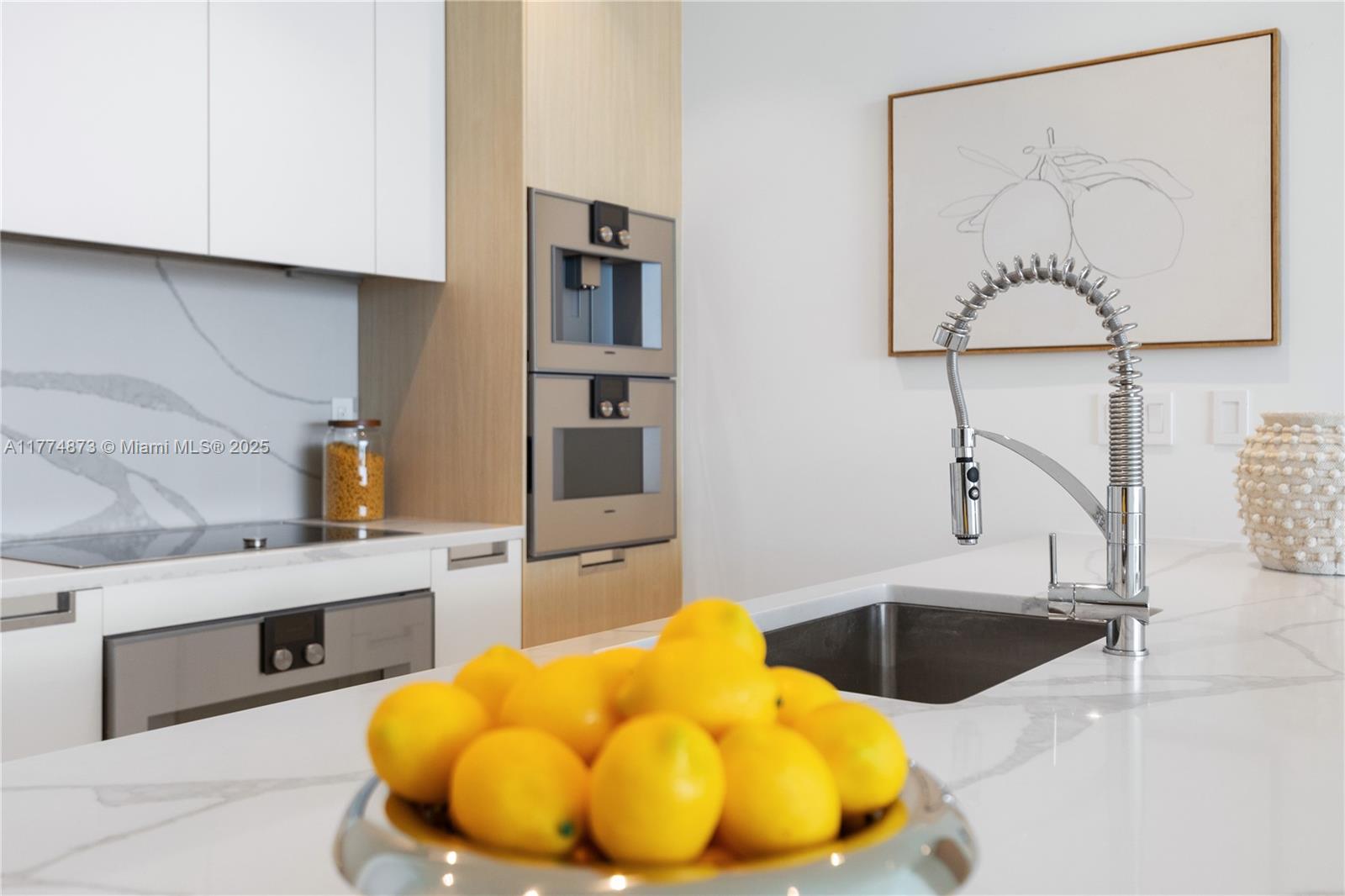 15701 Collins Ave #1004, Sunny Isles Beach FL 33160