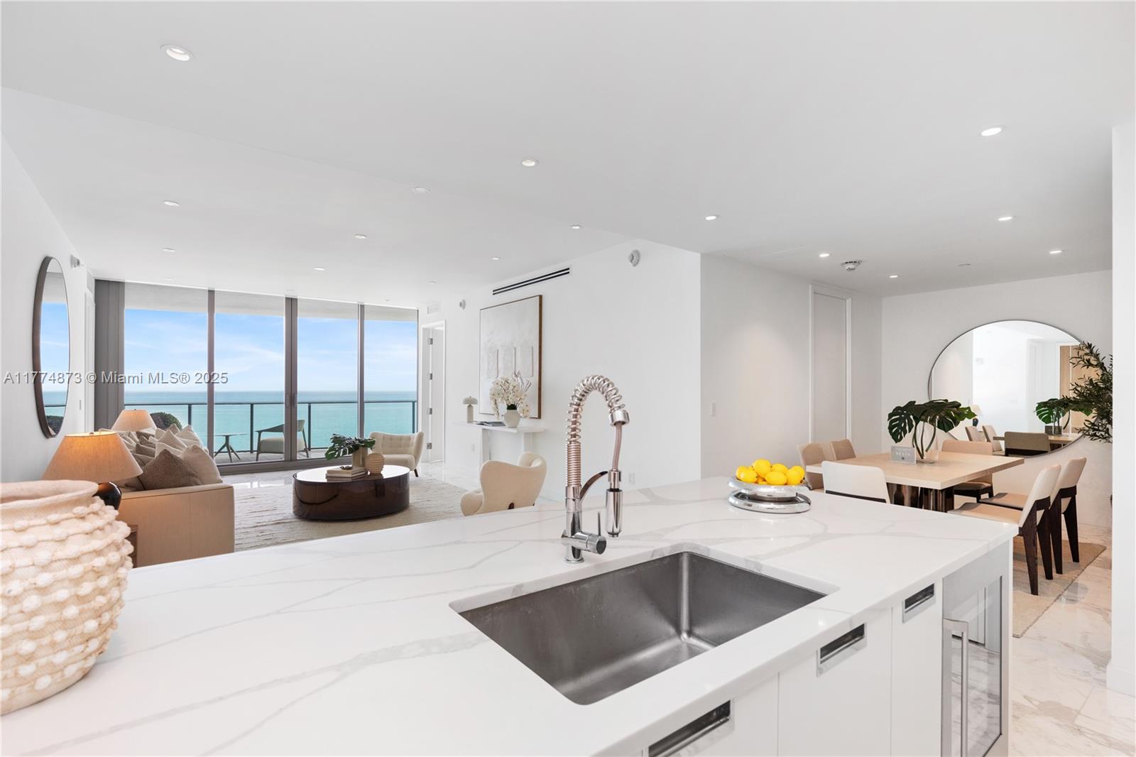 15701 Collins Ave #1004, Sunny Isles Beach FL 33160