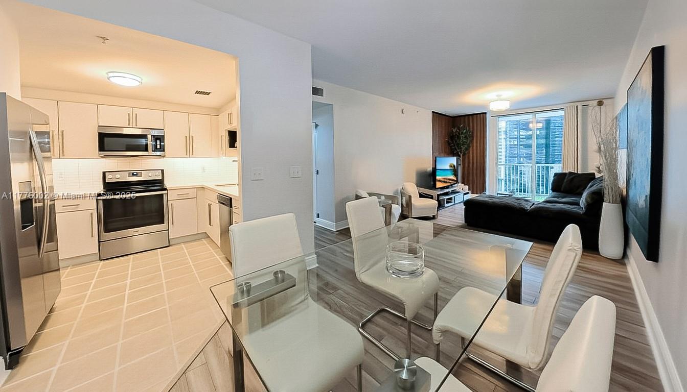 1250 S Miami Ave #1206, Miami FL 33130