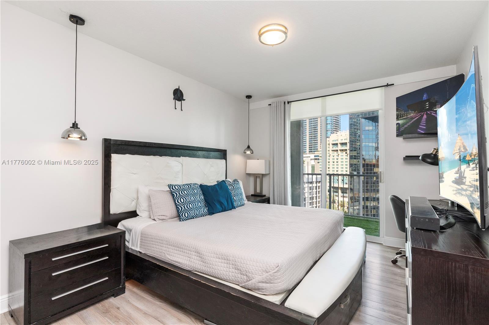 1250 S Miami Ave #1206, Miami FL 33130