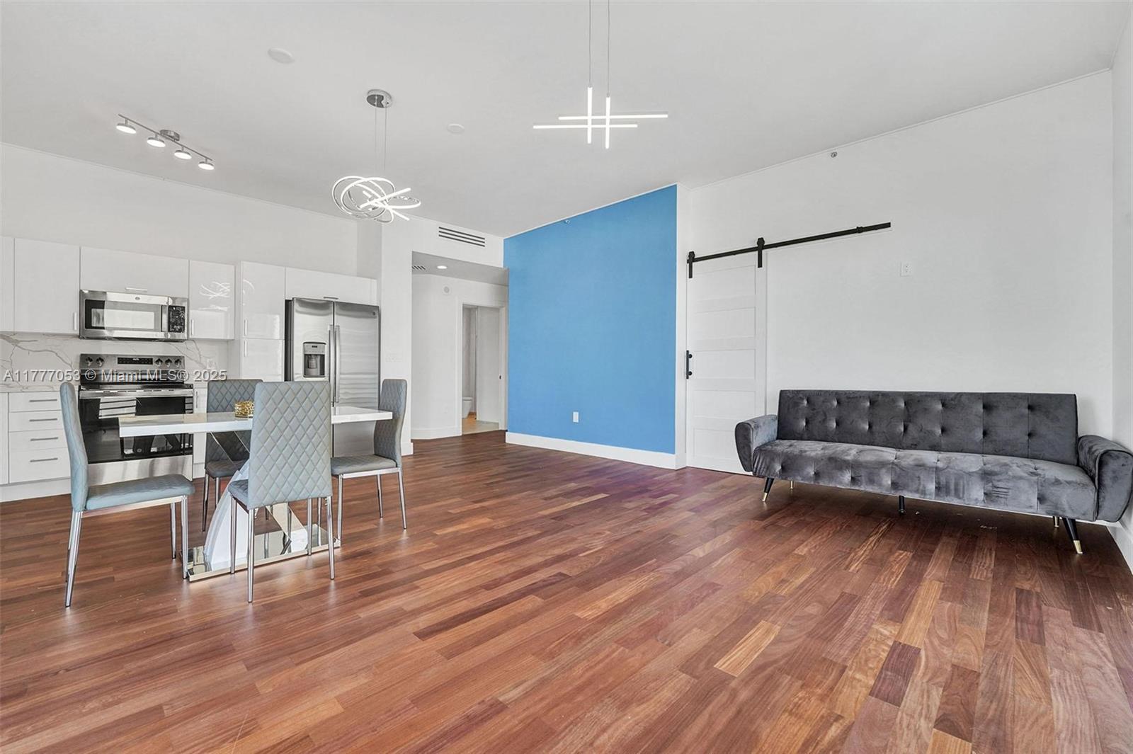 234 NE 3rd St #2202, Miami FL 33132