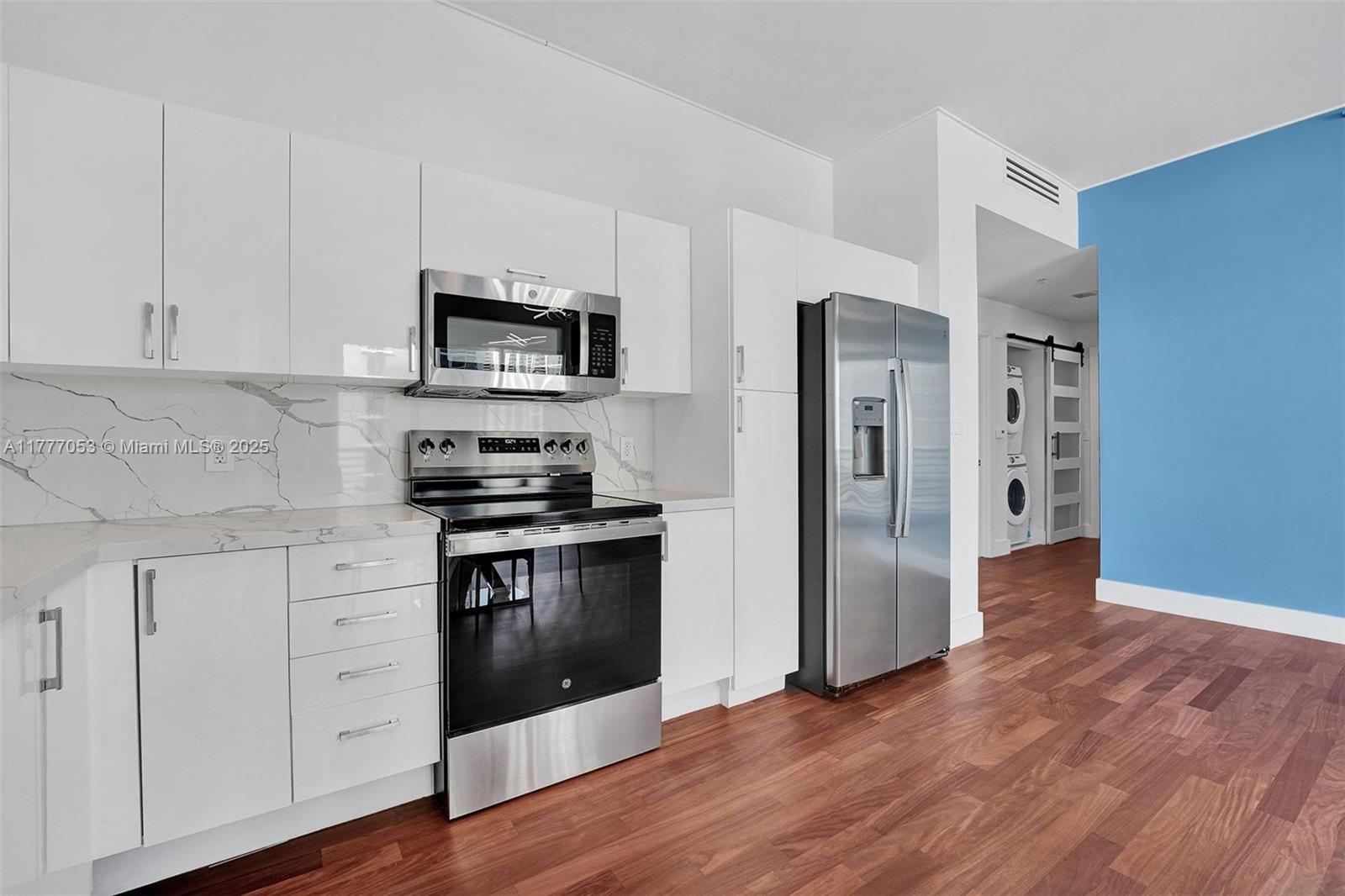 234 NE 3rd St #2202, Miami FL 33132