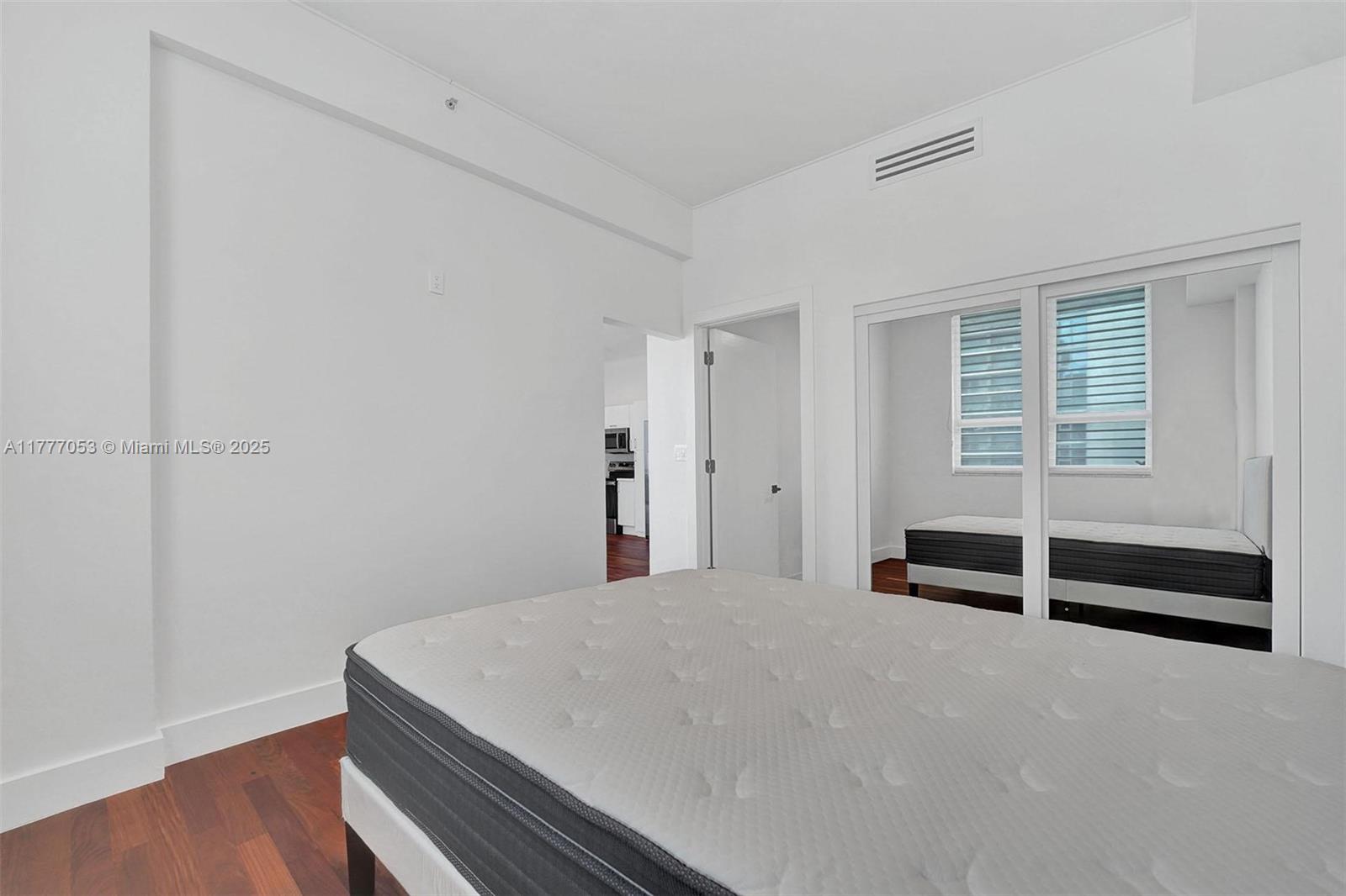234 NE 3rd St #2202, Miami FL 33132